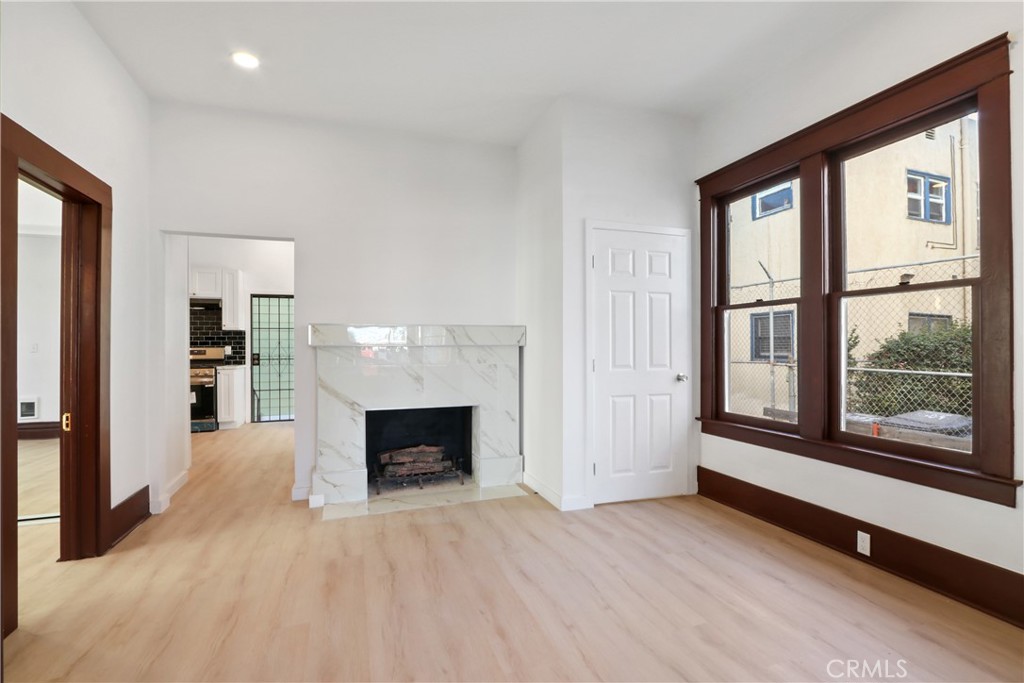 Properties 4 1612 E 7th