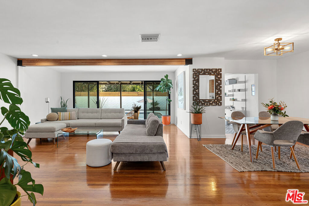 12816 Waddell Street