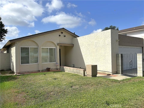 Photo of 252 W Payson ST, Azusa, CA 91702 (MLS # IG26206700)