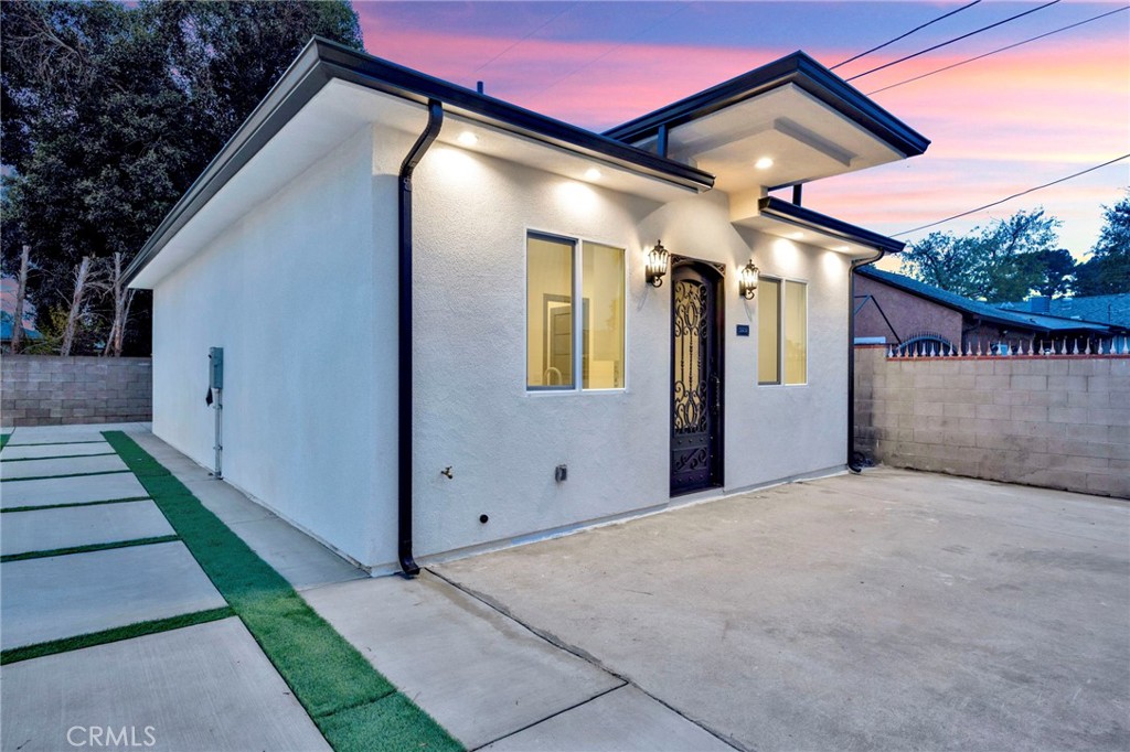 8149 Saint Clair Avenue