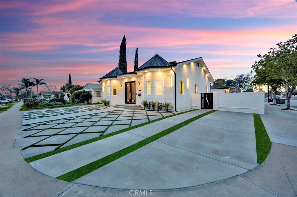 8149 Saint Clair Avenue