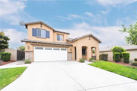 Photo of 29448 Rock Point Dr, Lake Elsinore, CA 92530 (MLS # SW26069310)