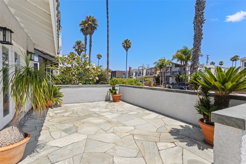 Downtown Area (DOWN) - Residential Lease