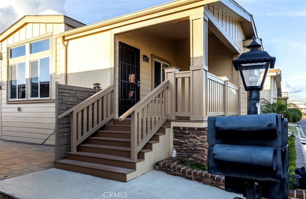 3595 Santa Fe Avenue 162