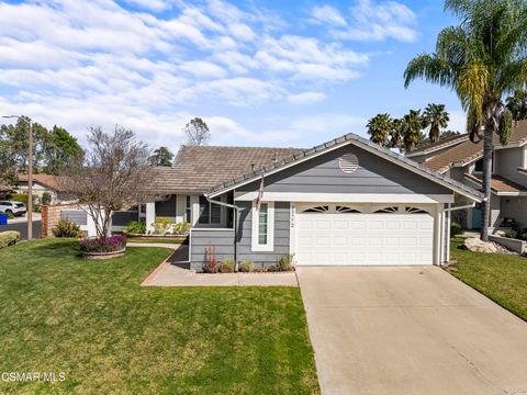 Photo of 25772 Calle Court, Valencia, CA 91355 (MLS # 226001141)