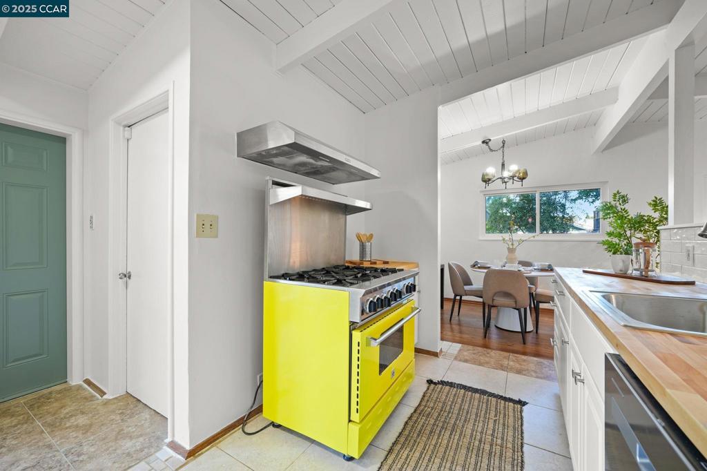 EL SOBRANTE - Residential