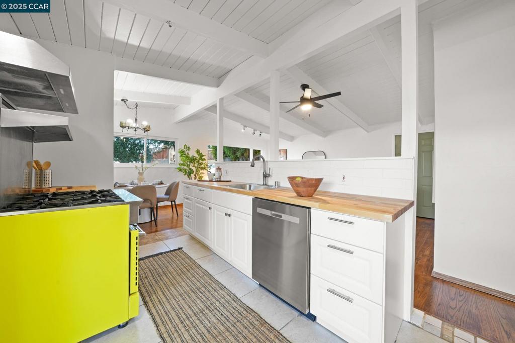 EL SOBRANTE - Residential