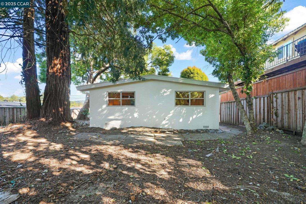 EL SOBRANTE - Residential