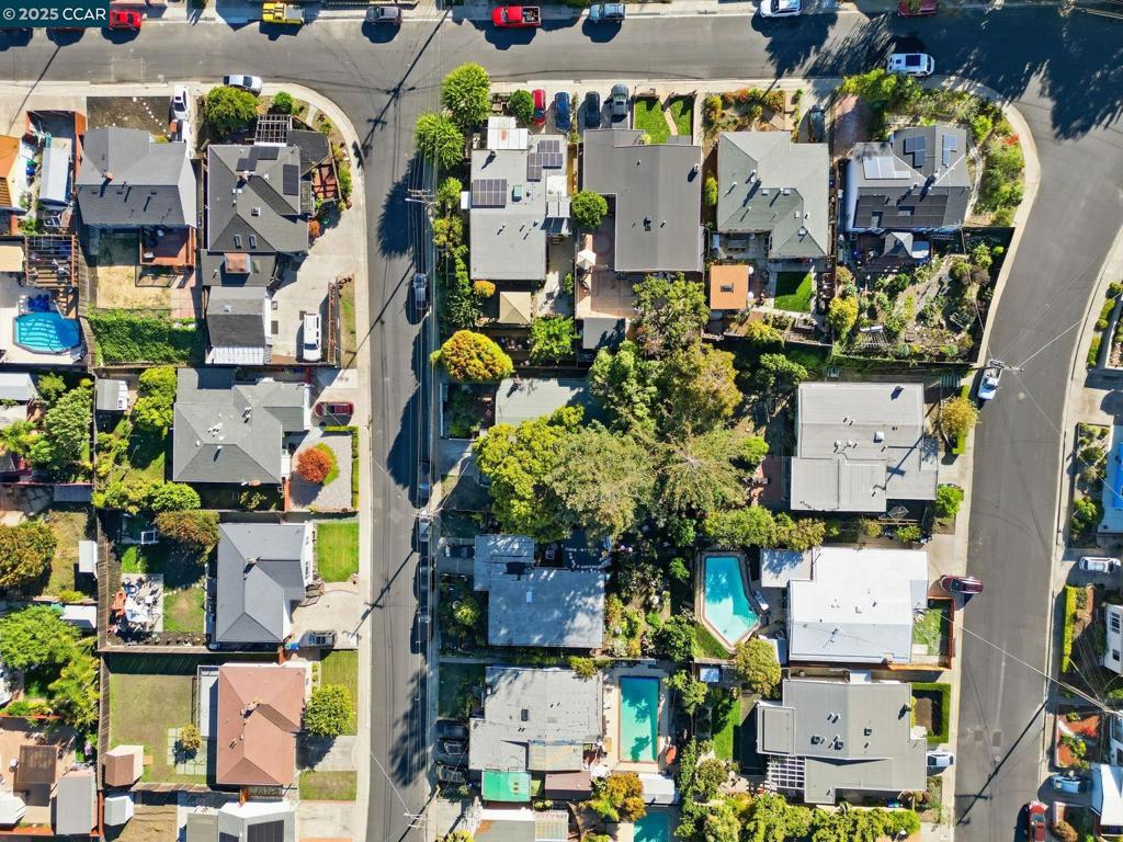 EL SOBRANTE - Residential