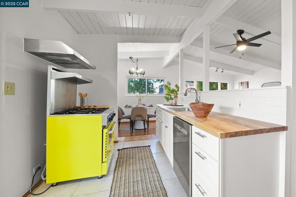 EL SOBRANTE - Residential