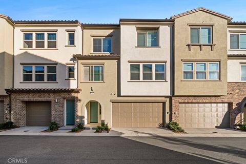 Photo of 3040 Cove Court, Rancho Mission Viejo, CA 92694 (MLS # OC26025441)