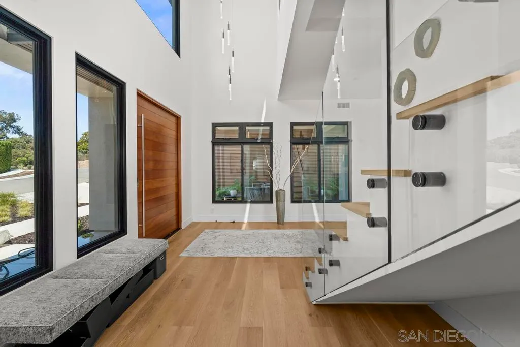 San Diego, California 92109, United States, 4 Bedrooms Bedrooms, ,6 BathroomsBathrooms,Residential,Active,190371