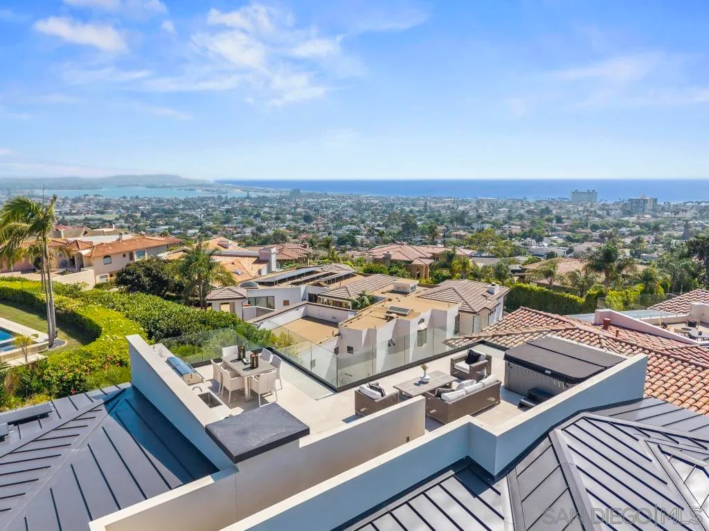 San Diego, California 92109, United States, 4 Bedrooms Bedrooms, ,6 BathroomsBathrooms,Residential,Active,190371