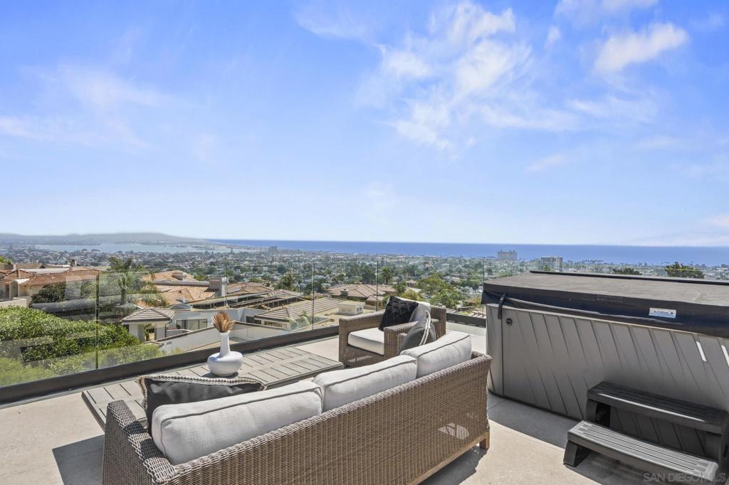 Pacific Beach - Residential