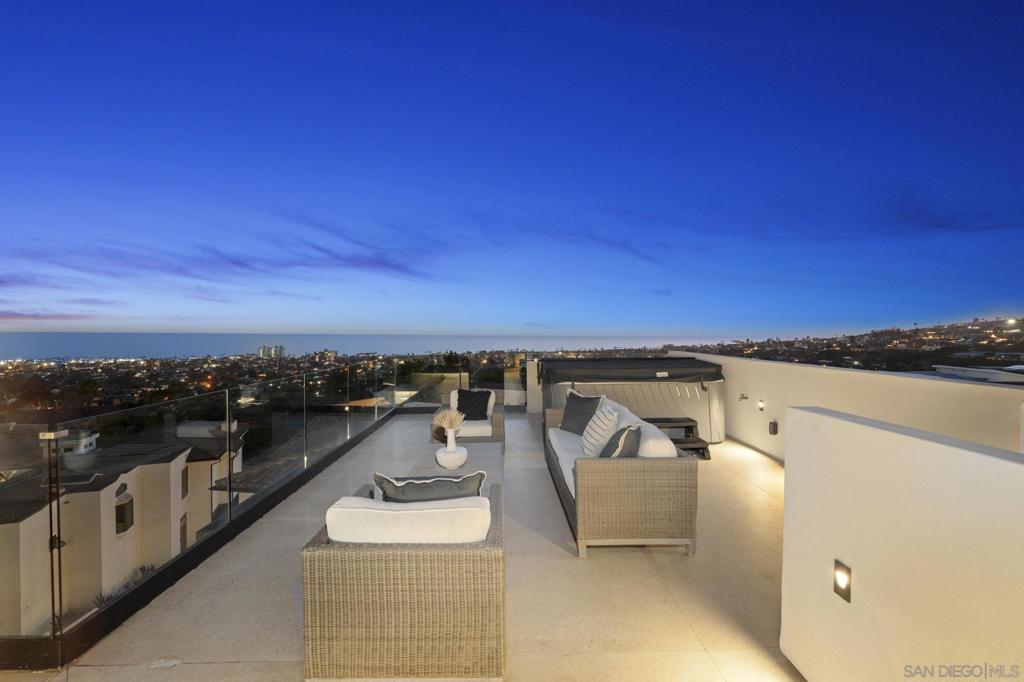 Pacific Beach - Residential