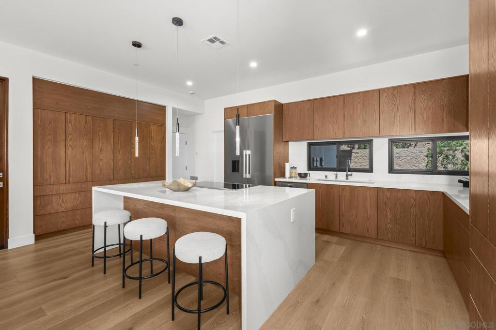 Pacific Beach - Residential