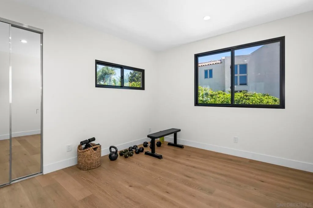 San Diego, California 92109, United States, 4 Bedrooms Bedrooms, ,6 BathroomsBathrooms,Residential,Active,190371