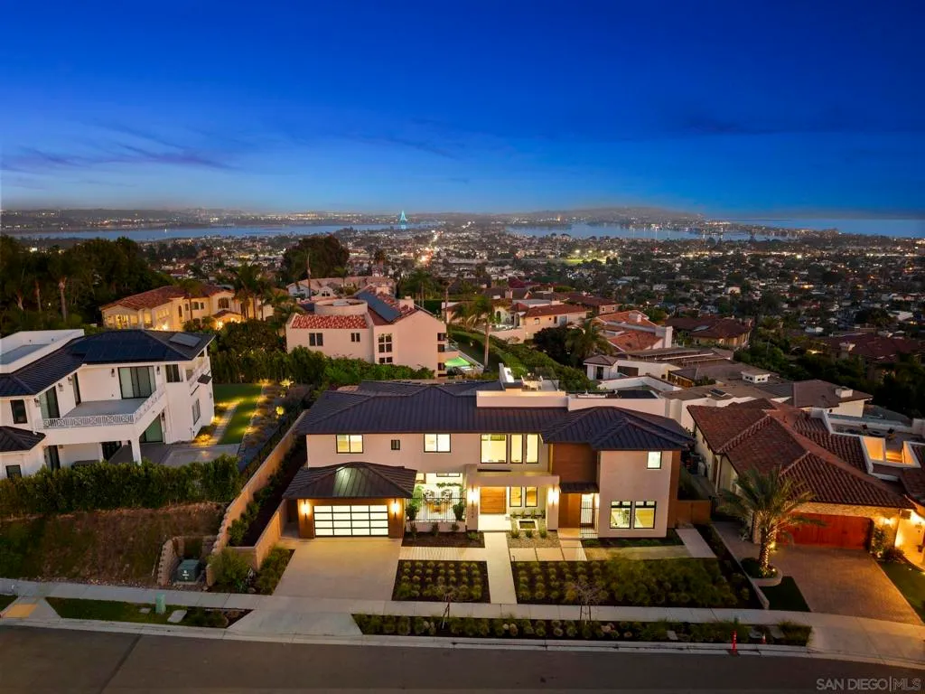 San Diego, California 92109, United States, 4 Bedrooms Bedrooms, ,6 BathroomsBathrooms,Residential,Active,190371