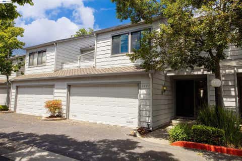 Photo of 2607 Sierra Village Ct CT, San Jose, CA 95132 (MLS # 41142630)