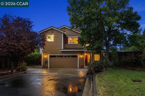 Photo of 240 Explorer Way WAY, Martinez, CA 94553 (MLS # 41148233)