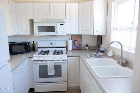 Tiny photo for 394 396 Hurst Avenue, Ventura, CA 93001 (MLS # V1-37627)