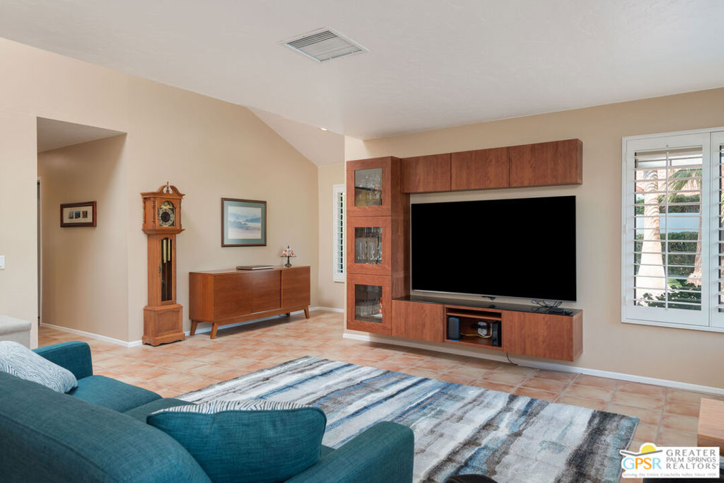 2795 Alondra Way