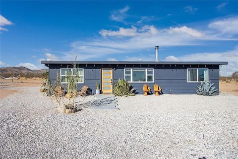 Photo of 1856 Cambria Ave, Landers, CA 92285 (MLS # JT25245894) Photo of 1856 Cambria Ave, Landers, CA 92285 (MLS # JT25245894)