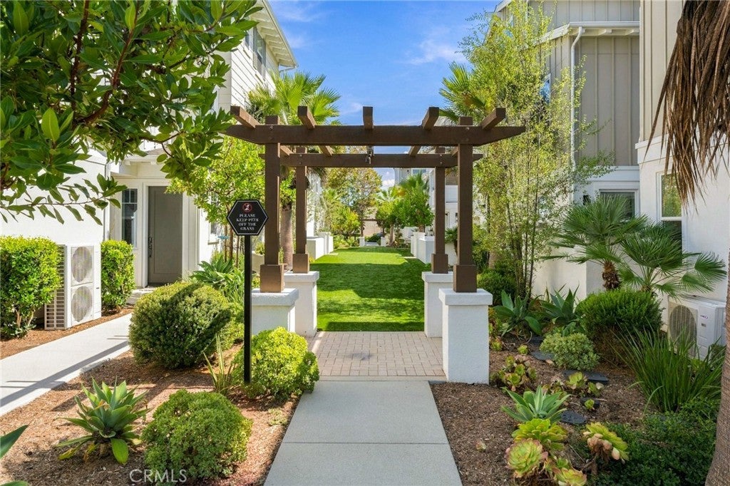 1174 Winslow, Newport Beach CA 92660 - Photo 33