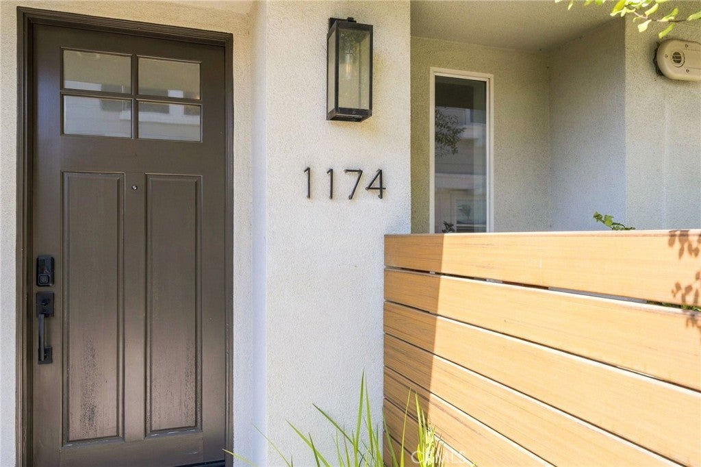 1174 Winslow, Newport Beach CA 92660 - Photo 20