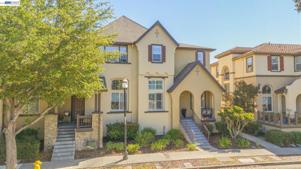 2215 Watermill Rd