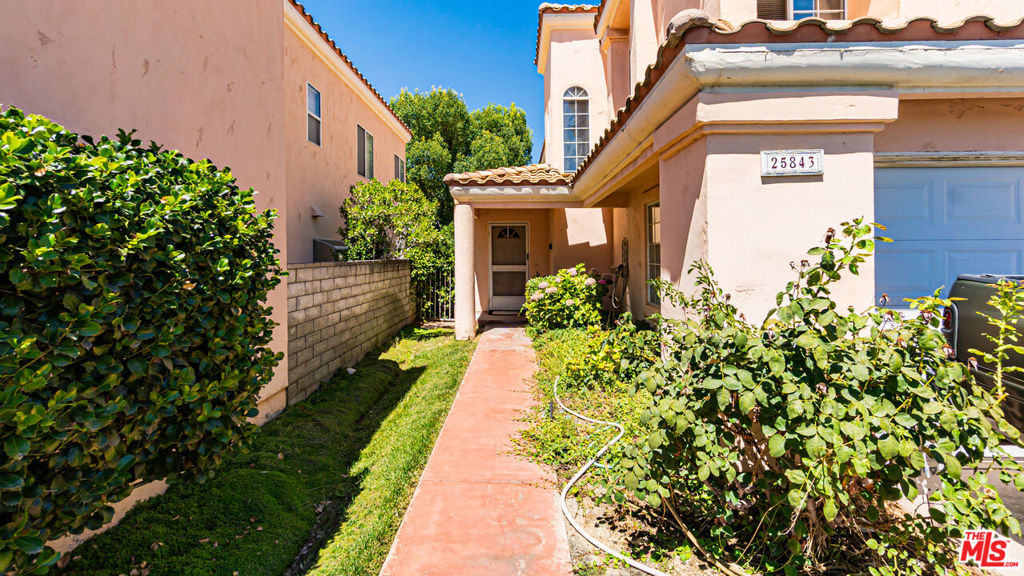 The Arts - Residential