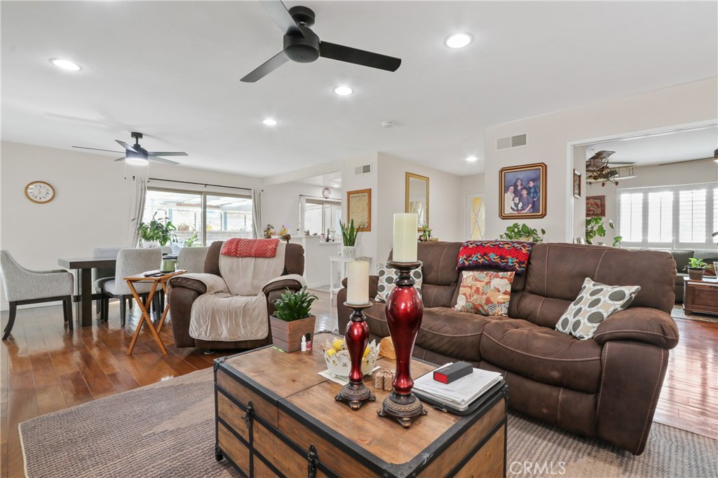 San Juan Hills East (HE) - Residential