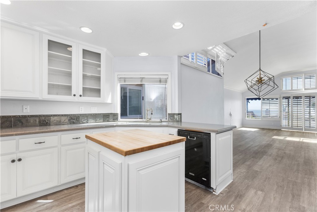 24846 Wave Crest Lane, Dana Point CA 92629 - Photo 9