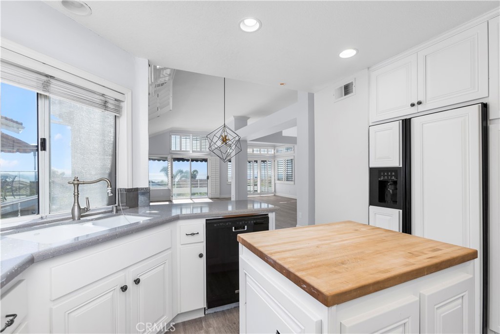 24846 Wave Crest Lane, Dana Point CA 92629 - Photo 10
