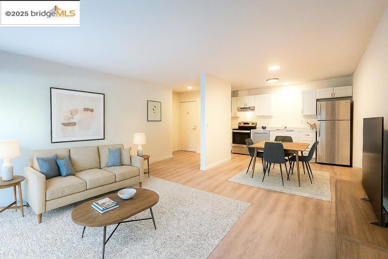 Outstanding on Orange St. Newly remodeld Condo. New Electrical, Plubming, Appliances, Cabinets, Counter, Bathroom Vanity, Windows, Patio Sliding door, Flooring, Paint, NEW NEW NEW. Perfect starter unit or down sizing. First floor unit conveniently located near Lake Merritt, Whole Foods, Freeway entrance, Transportation, etc. This one you dont want to miss!