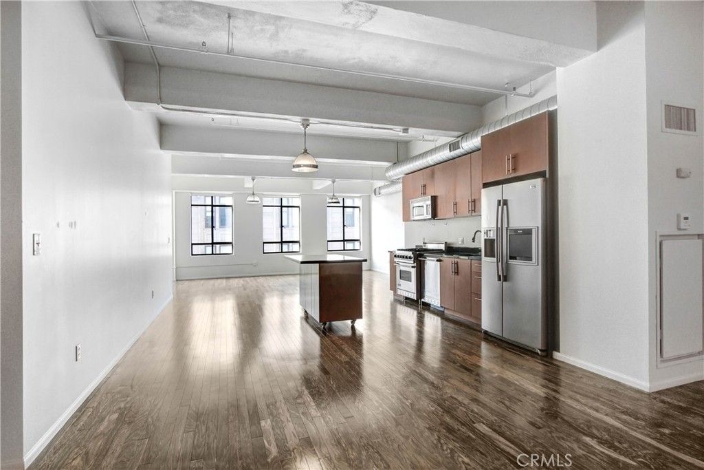 Photo of 849 S Broadway #606, Los Angeles, CA 90014 (MLS # TR26054452)