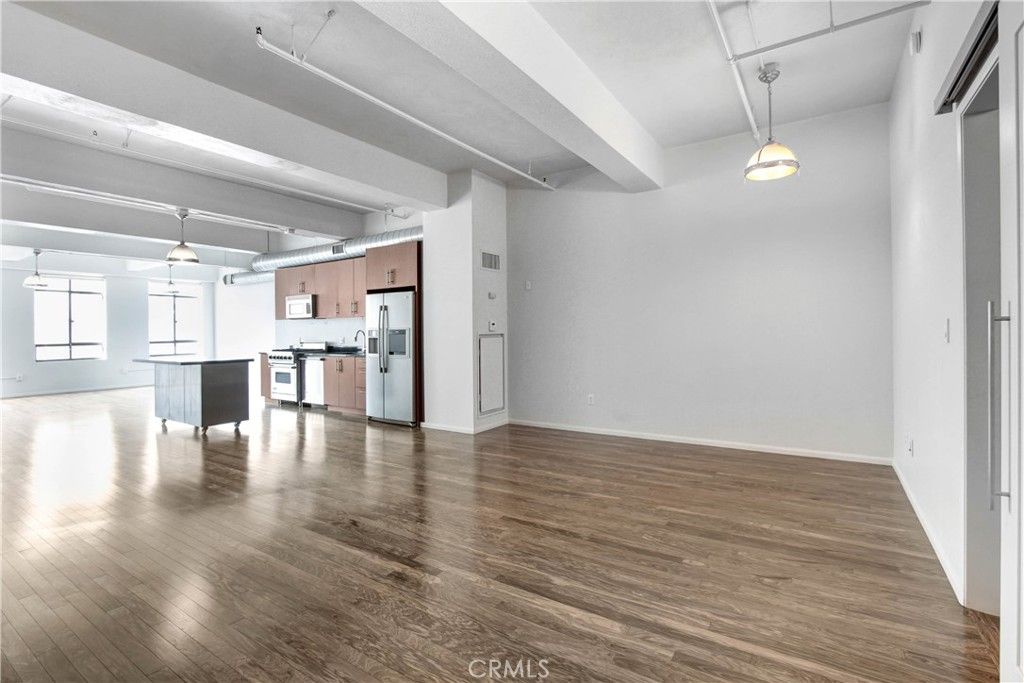 Photo of 849 S Broadway #606, Los Angeles, CA 90014 (MLS # TR26054452)