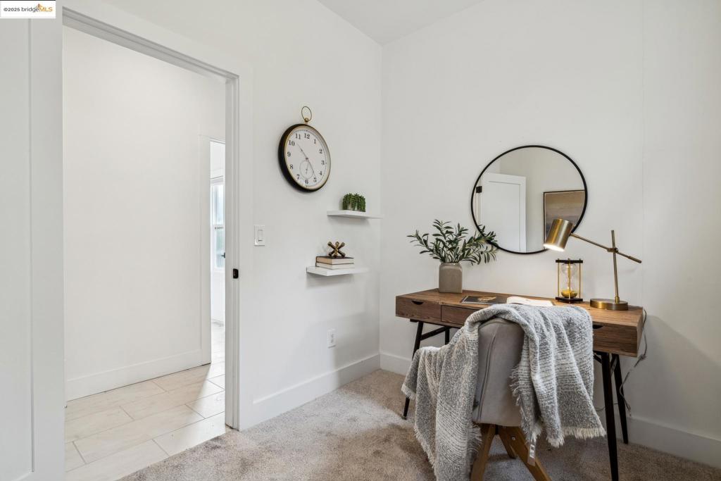 LAKESHORE/GRAND - Residential