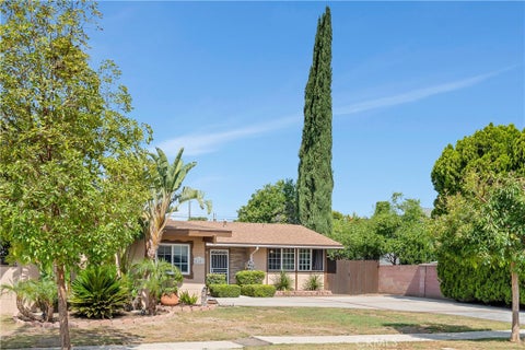 Featured picture for the property SR25137324