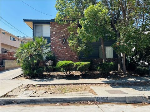 Photo of 13602 Penn ST #5, Whittier, CA 90602 (MLS # CV26117387)