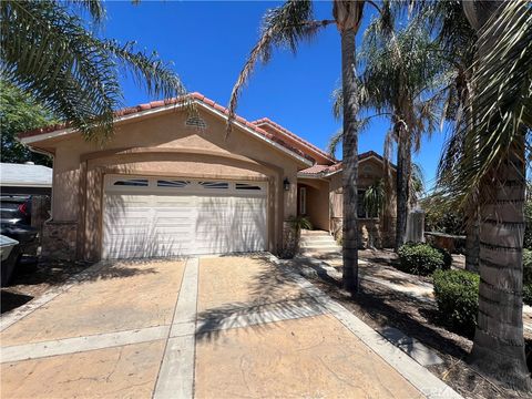 Photo of 16611 Mcpherson AVE, Lake Elsinore, CA 92530 (MLS # SW26105794)
