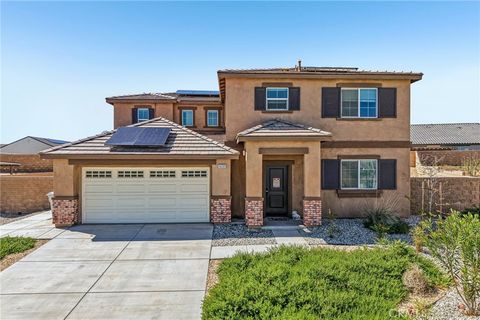 Photo of 14201 Fir Street, Oak Hills, CA 92344 (MLS # DW26082746)