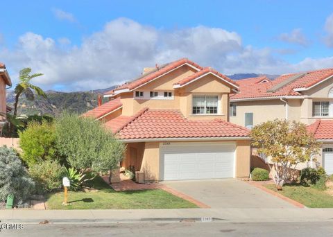 Photo of 2349 Aztec Avenue, Ventura, CA 93001 (MLS # V1-35581)
