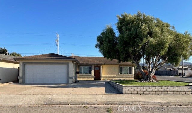 1020 W Cherry Avenue