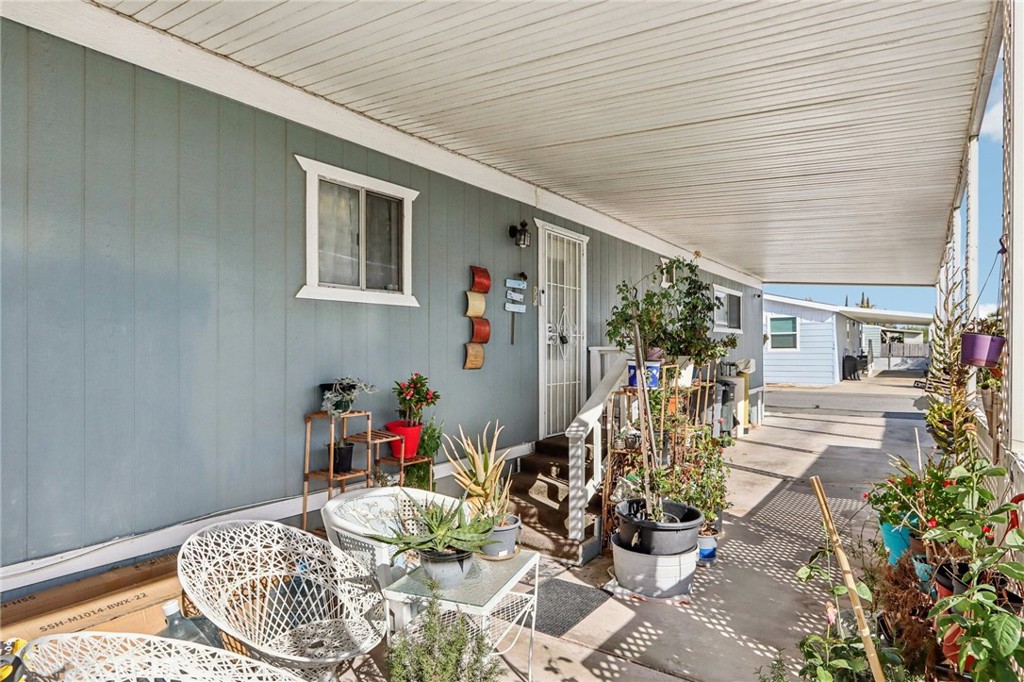 5001 W Florida 208