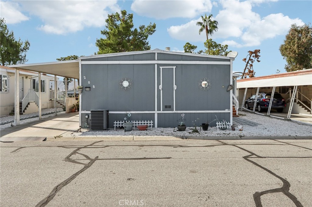5001 W Florida 208