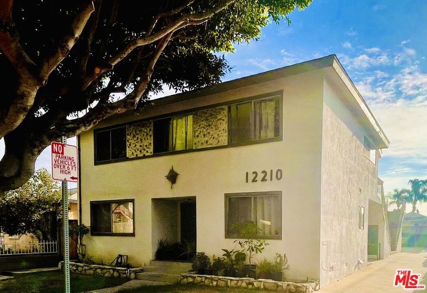 Wonderful 1 bedroom, 1 bathroom apartment for lease.  It is on the second floor of a two story building.  The building is small, with only 4 other neighbors.  It is newly painted and has new laminate flooring as well as new carpeting.  It comes with an assigned covered parking spot.  It is close to the 105 and 405 freeways as well as metro lines, beaches, Downtown LA, parks, and shopping.  Community laundry is offered as well.