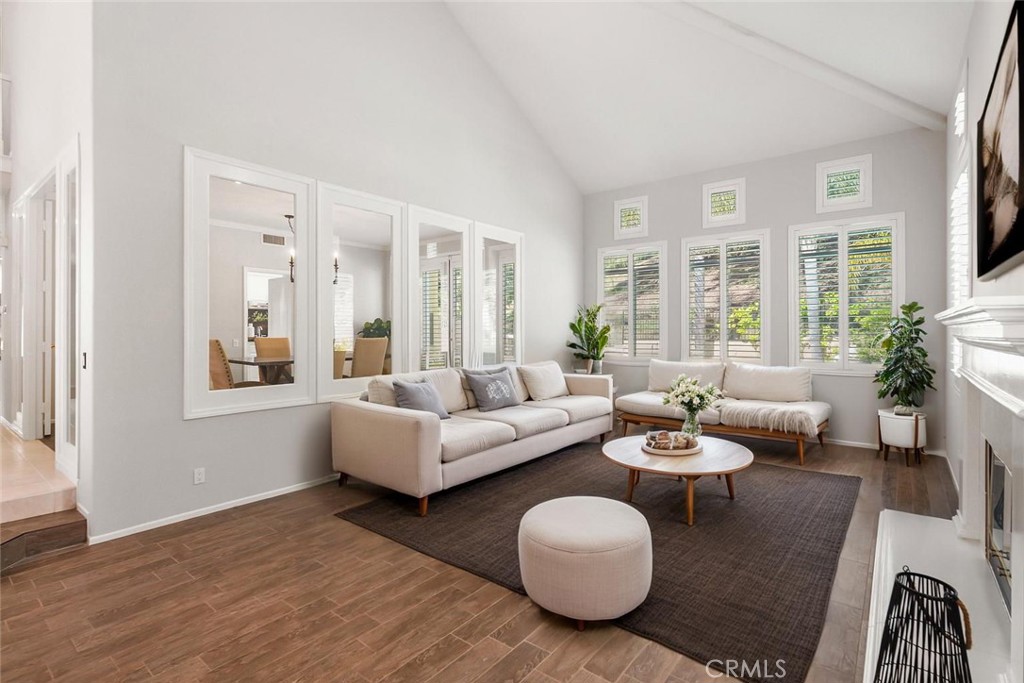 4109 Laurelview Drive