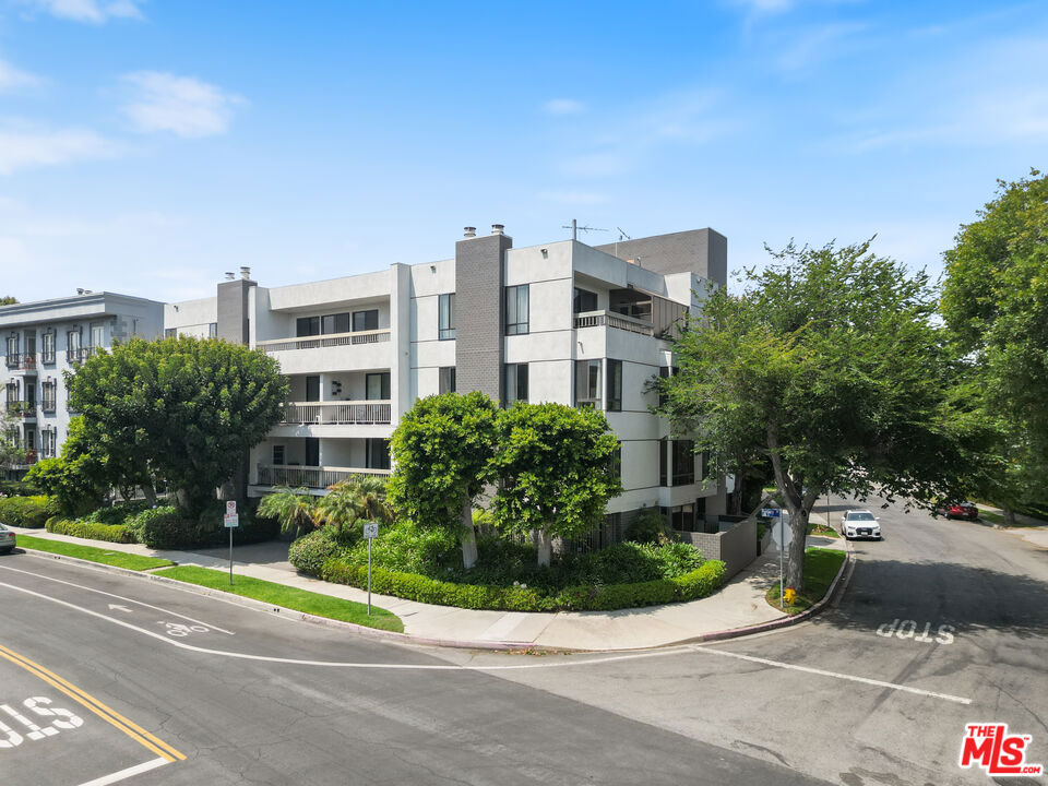 PHOTOS COMING SOON. The home is currently being refreshed with new kitchen appliances, in-unit laundry, and crisp paint throughout, this top-floor penthouse delivers a stunning combination of volume, light, and layout that defines exceptional Los Angeles living. Set quietly above the street in a boutique building, the residence spans three full bedrooms and three-and-a-half bathrooms, with multiple exposures and private terraces that bring the outdoors into your everyday. The flow is seamless, with expansive living and dining areas, oversized bedrooms with en-suite baths, and a primary suite that offers true separation, complete with a walk-in closet and dual-vanity bath. This is a home that feels composed and generous. From the natural light that hits every room to the scale that supports both entertaining and solitude, it delivers a lifestyle that's hard to replicate with proximity to Beverly Hills, Century City, and the Westside's best conveniences. (Photography will be updated as soon as the refresh is complete.)