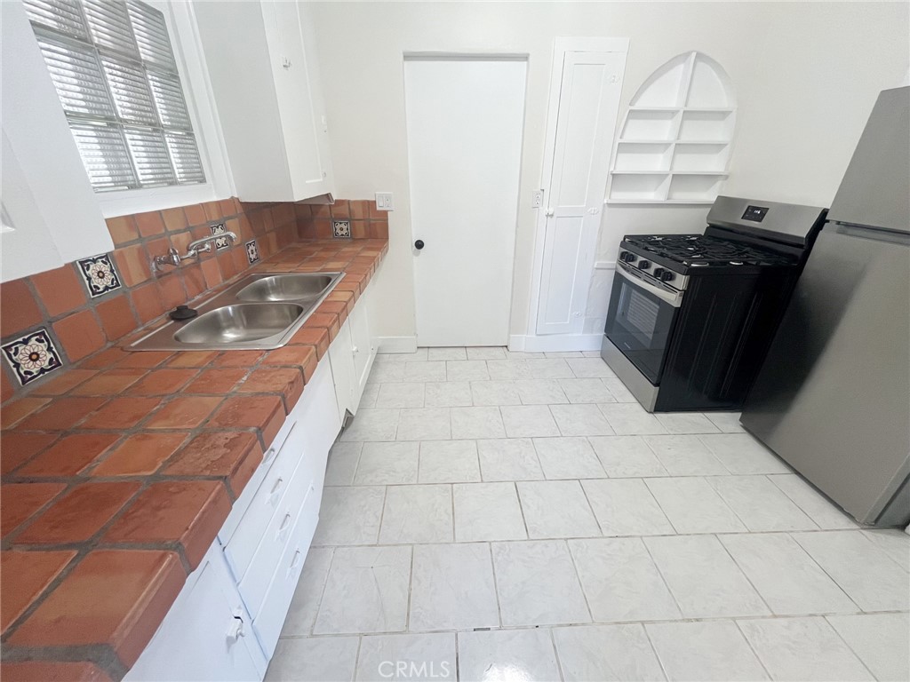 Lantern Village South (LDS) - Residential Lease